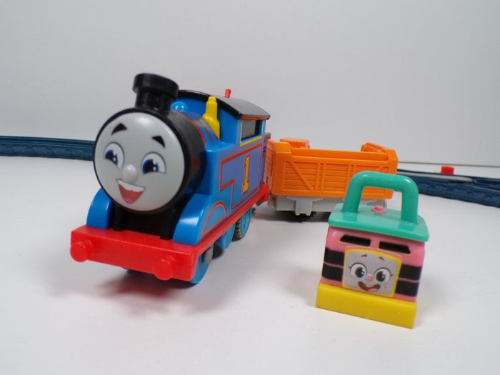 Circuit de train Thomas et ses amis - La piste de Carly - photo numéro 6