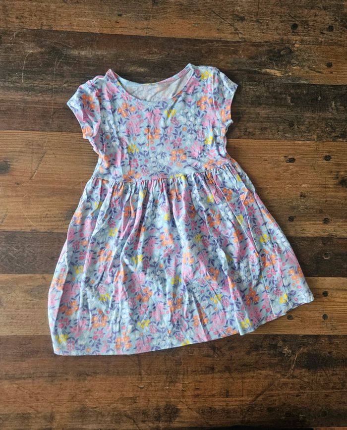 Robe motif imprimé fleuris 5ans