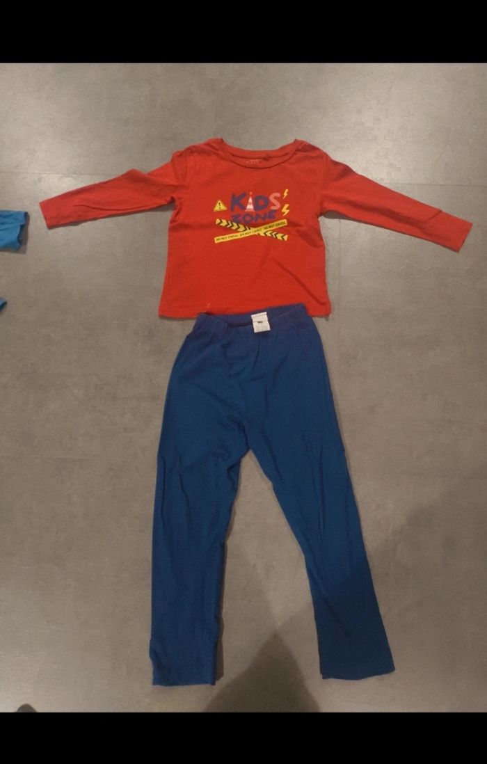 Pyjama 6 ans Tissaia, Très bon état