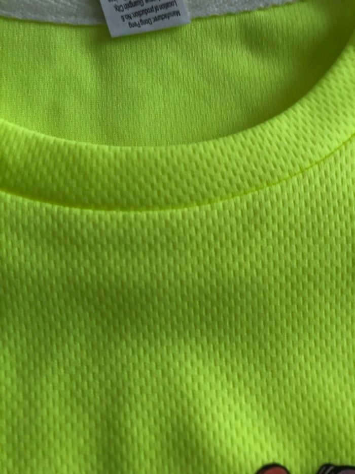 Tee shirt 3/4 ans neuf - photo numéro 3