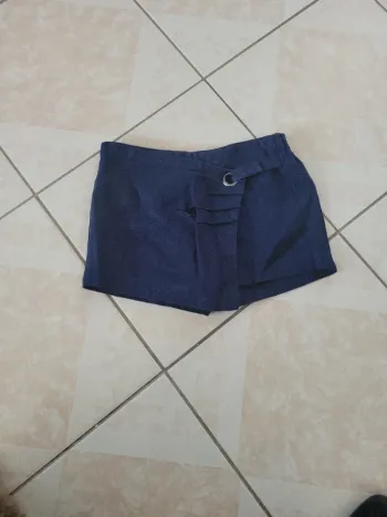 Short  jupe taille 8 ans