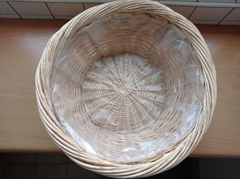 Grand panier en osier