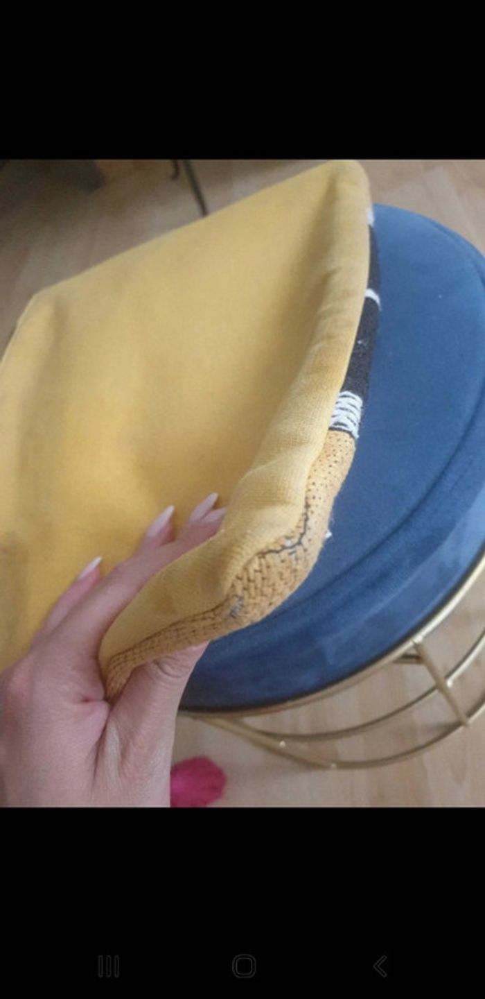 Pochette "cache-cache" moutarde et noire - photo numéro 7