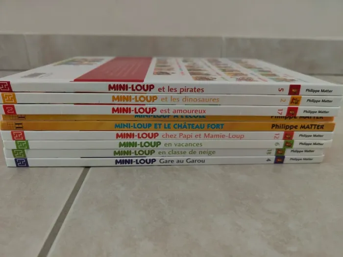 Lot 7 livres Mini Loup - photo numéro 3