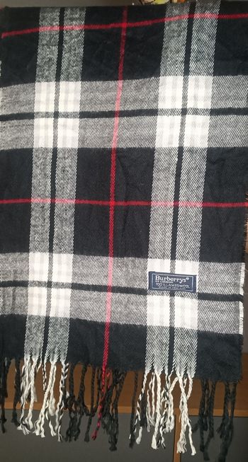 Écharpe Burberry noire