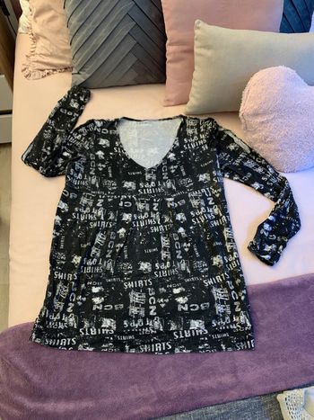 Tee-shirts à manches longues et fendu taille 42