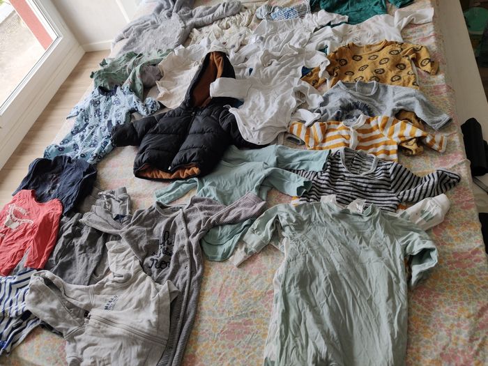 Lots des vêtements garçon 6mois