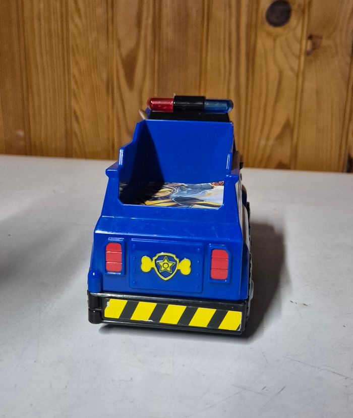 Vehicule transformable et figurine chase Pat patrouille - photo numéro 4