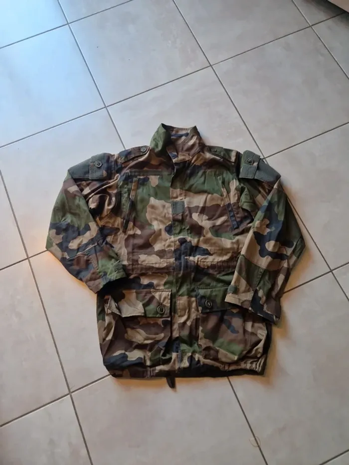Veste de treillis militaire camouflage félin zone chaude Taille M