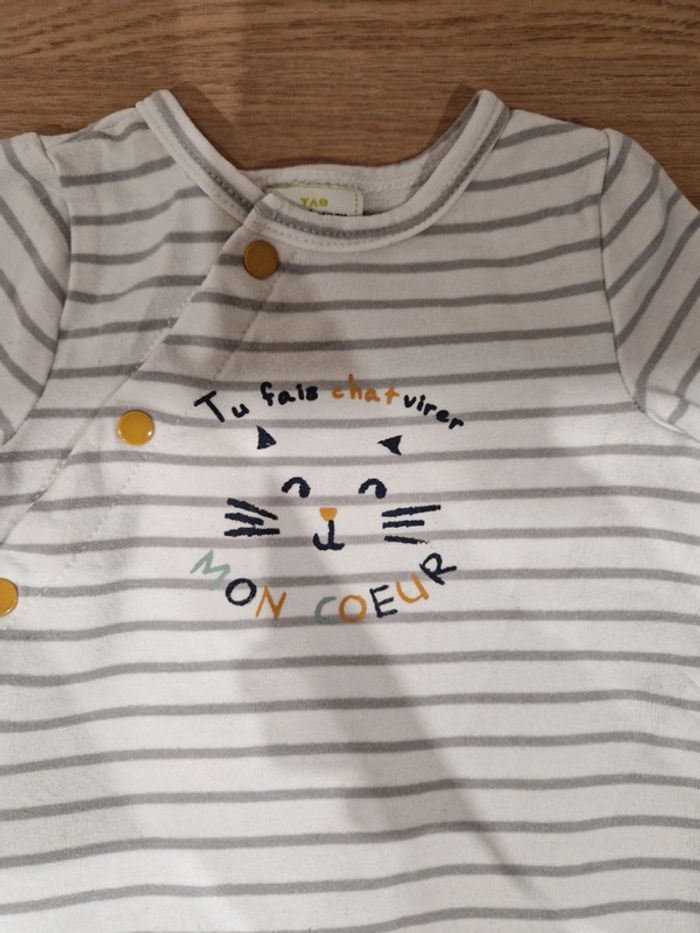 Pyjama 3 mois - photo numéro 2