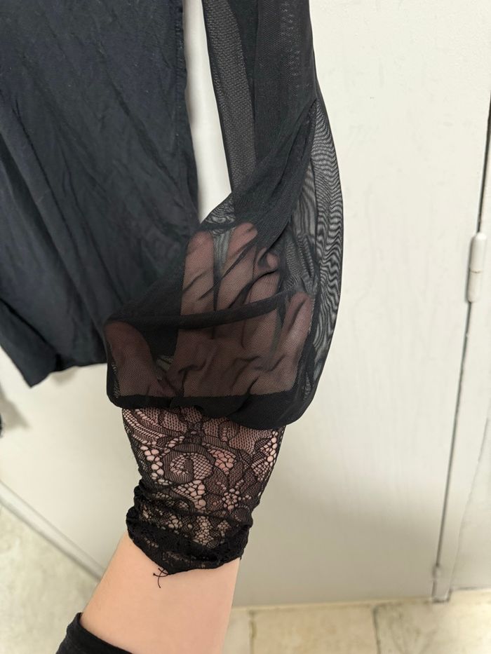Haut noir taille M - photo numéro 4