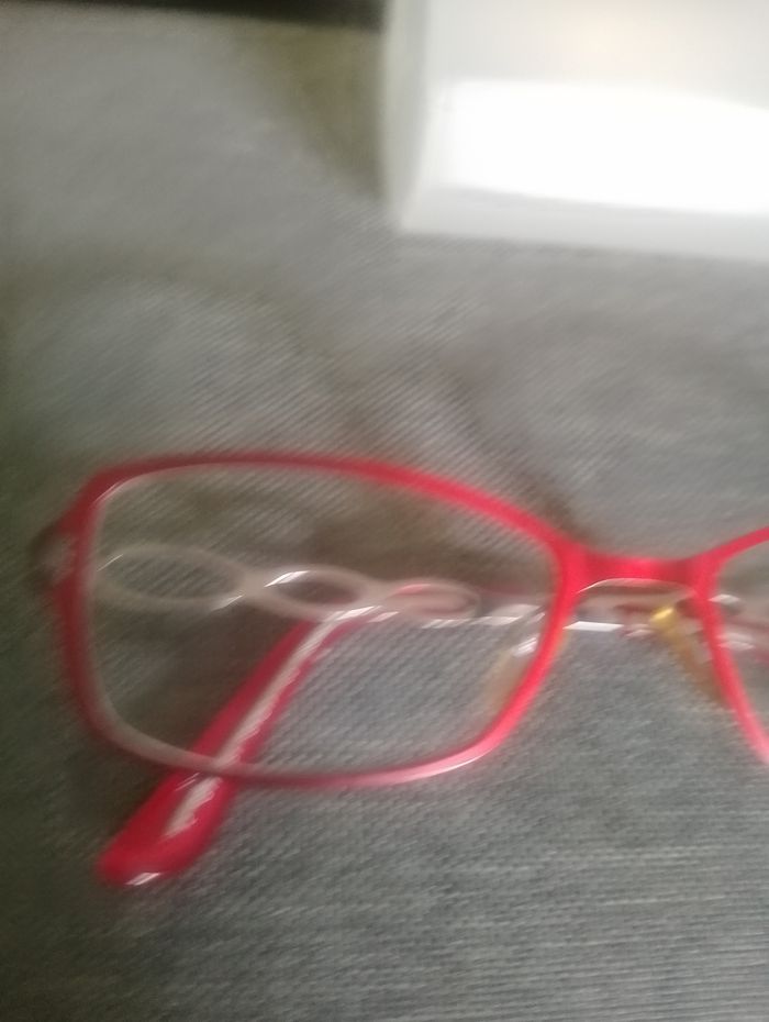 Lunettes Afflelou - photo numéro 2
