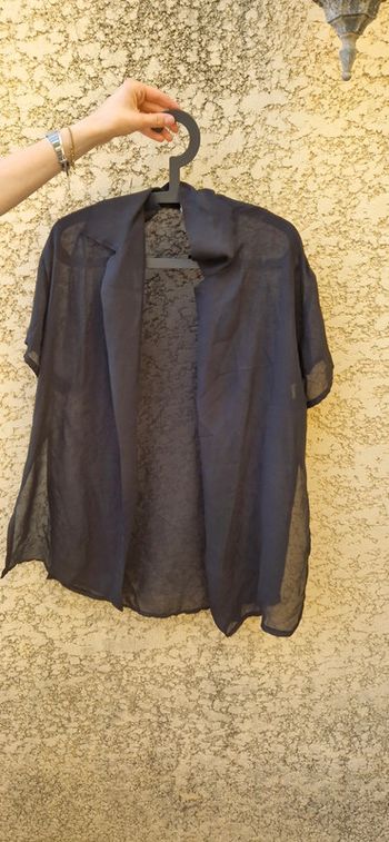 Sur chemise noir voile