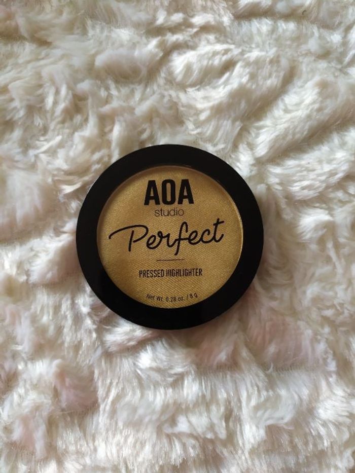 AOA Studio Perfect Pressed Highlighter