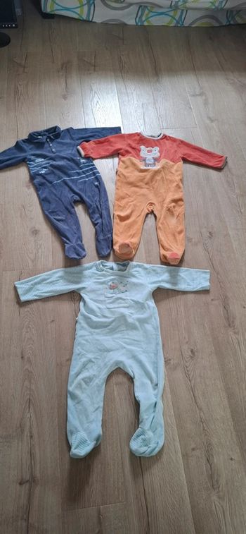 Lot 3 pyjamas 2ans