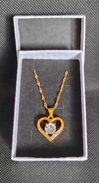 Collier coeur doré perle transparente