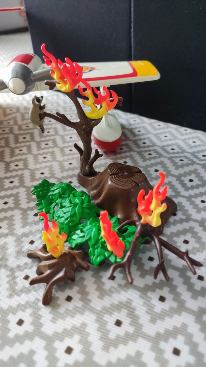 Hydravion de sauvetage PLAYMOBIL complet (sans boîte) - photo numéro 2