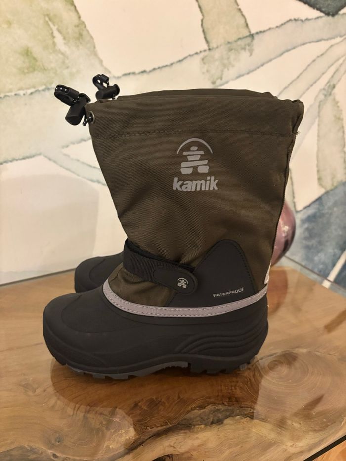 Chaussures après ski bottes de neige kaki Kamik 34