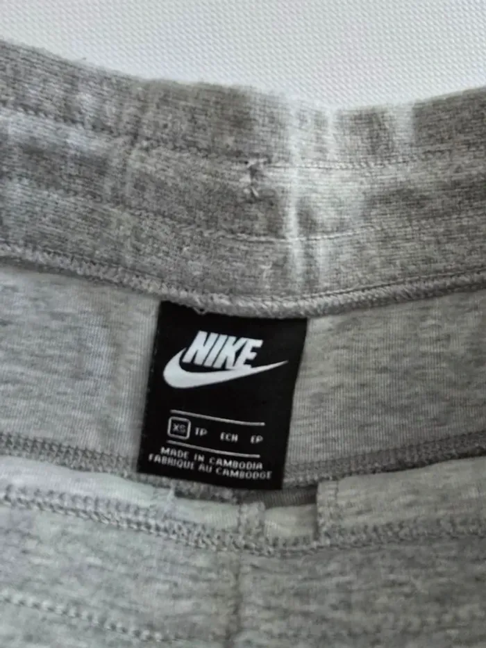Jogging nike gris - photo numéro 3