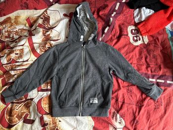 Veste zip à capuche BKL wear 6 ans