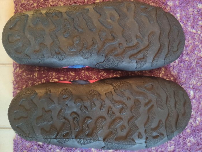 Chaussons aquatique bleu/rose T37 - photo numéro 3