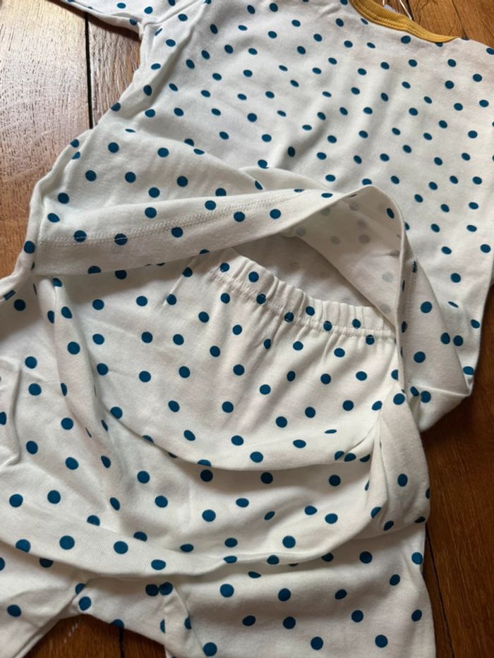 Pyjama neuf avec étiquette à pois fille  36 mois petit bateau - photo numéro 3