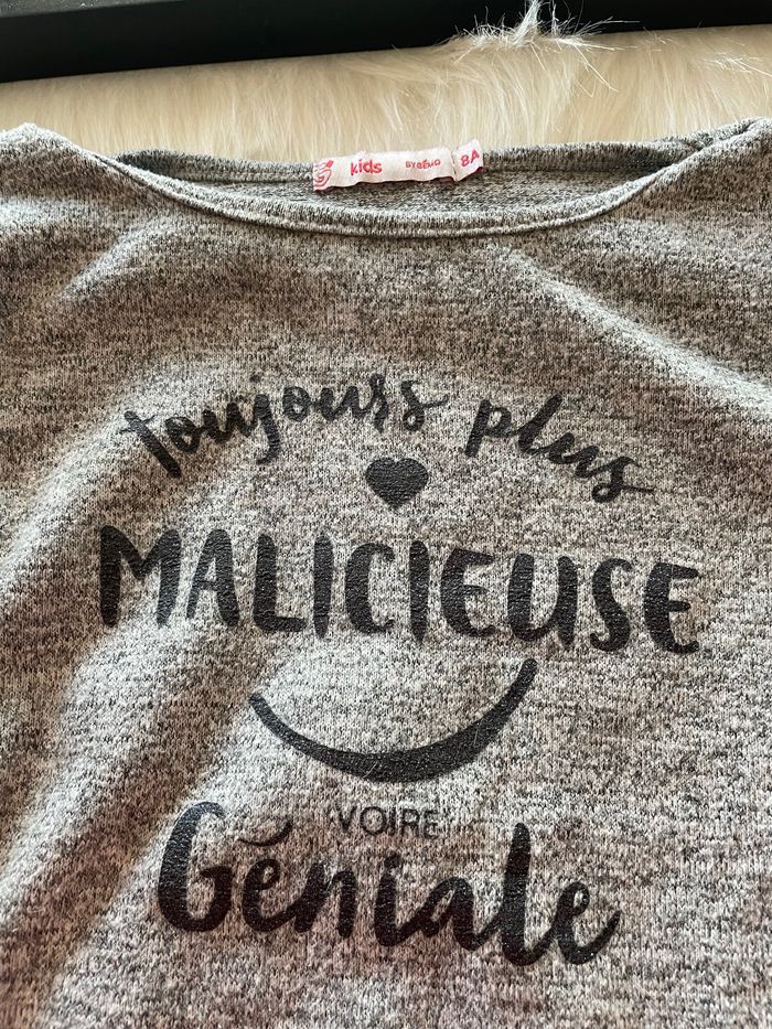 Très beau pull fin gémo taille 8 ans - photo numéro 2