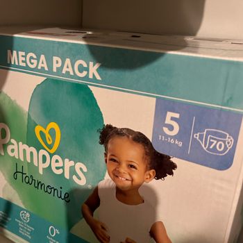 Couches Pampers Harmonie taille 5