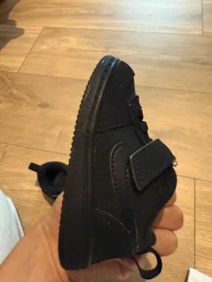 Baskets Nike neuves - photo numéro 7