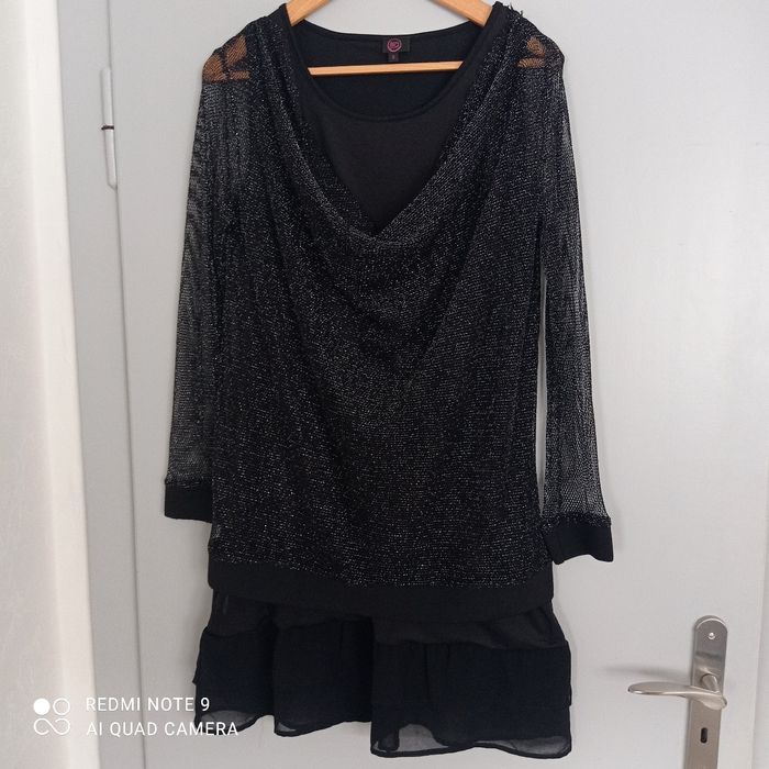 Robe noire résille t40 - photo numéro 5
