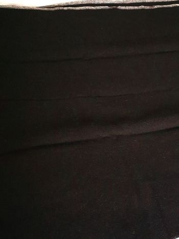 Coupon de tissu épais marron foncé