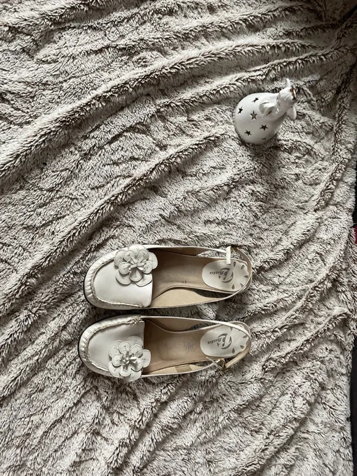 Ballerines blanches - photo numéro 2