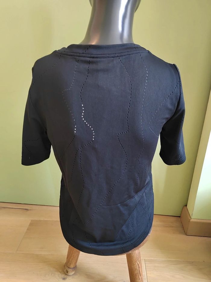 T-shirt de sport t. 2XS Reebook neuf - photo numéro 4