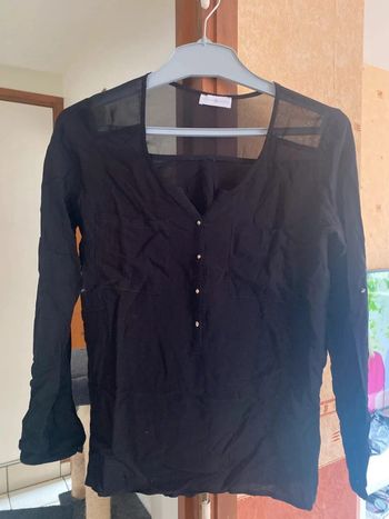 Chemise femme transparente taille 36 très bon etat