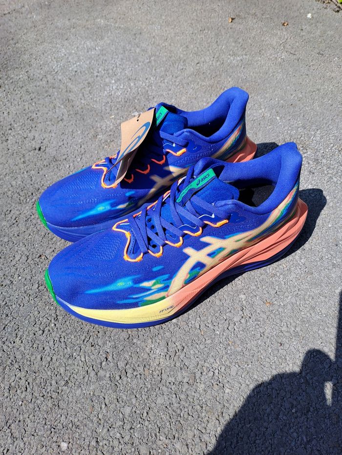 Running asics - photo numéro 1