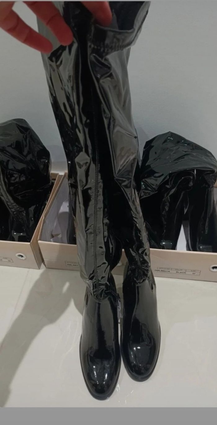 Magnifiques Bottes 38 noires neuve pour femme de la boutique souriante - photo numéro 4