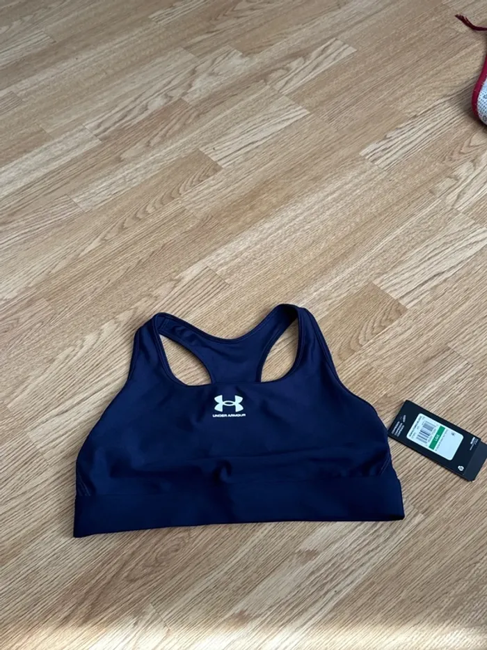 Brassière de sport under armour XS marine. - photo numéro 7