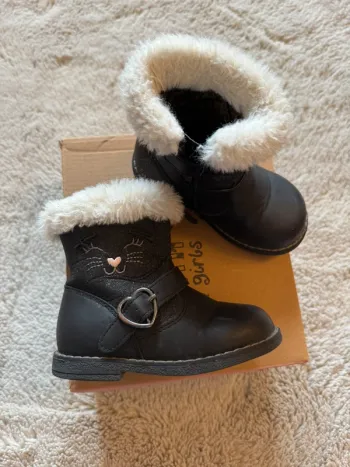 Bottines noires T.24