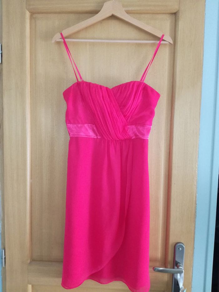 Robe rose bustier ou bretelles