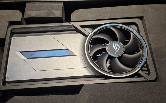 Asus ROG Astral GeForce RTX 5090 32OC - photo numéro 7