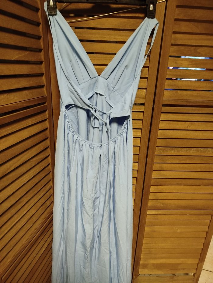 Robe bleue claire - photo numéro 2
