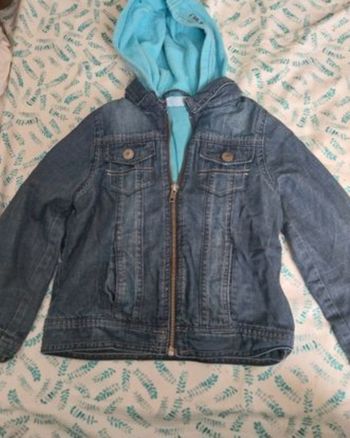 Veste en jean doublé avec capuche pour garçon en 5 ans