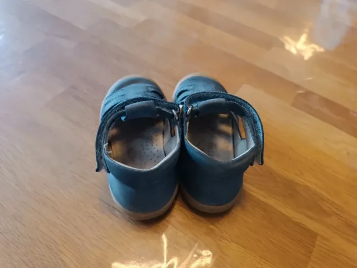 Chaussure à scratch Bellamy taille 22 avec boite - photo numéro 6