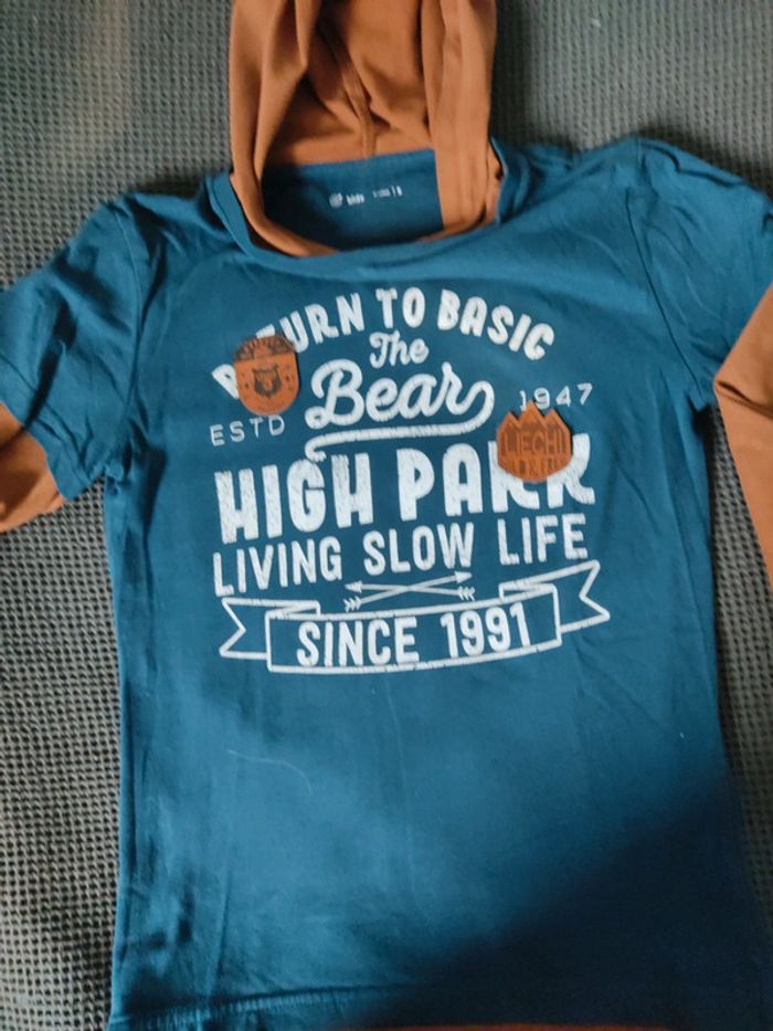 T-shirt manches longues à capuche 8 ans 🤩 - photo numéro 6