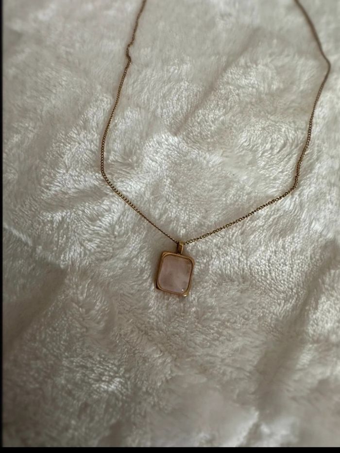 Collier en acier inoxydable et pierre naturelle rose - photo numéro 2