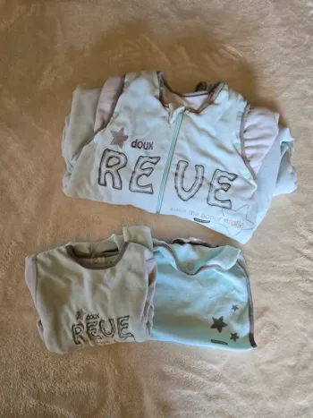 Gigoteuse turbulette et pyjama sucre d'orge