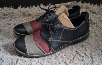 Chaussure en cuir pointure 40