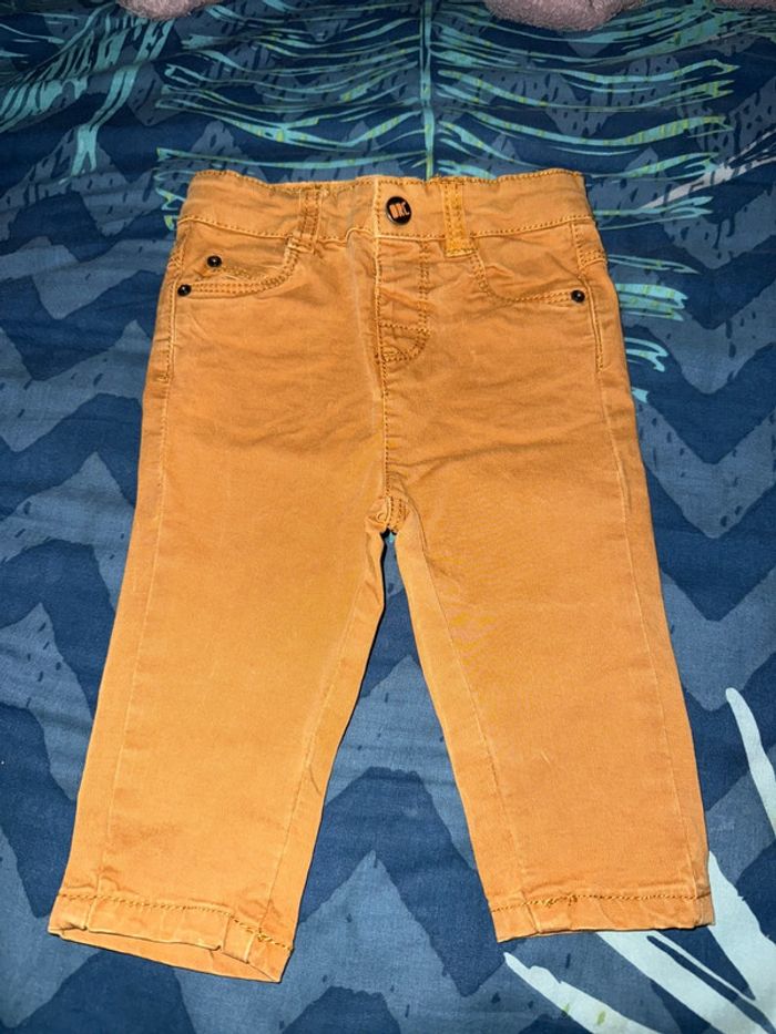 Jeans moutarde 6 mois