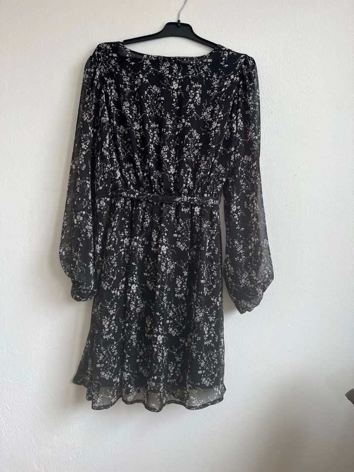 Robe EDJI taille 38 - photo numéro 3