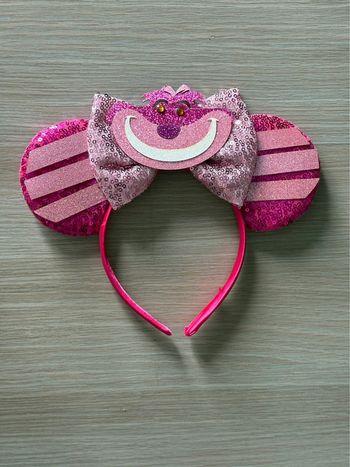 Serre-tête Disney rose à paillettes – Chat du Cheshire (Alice au Pays des Merveilles)
